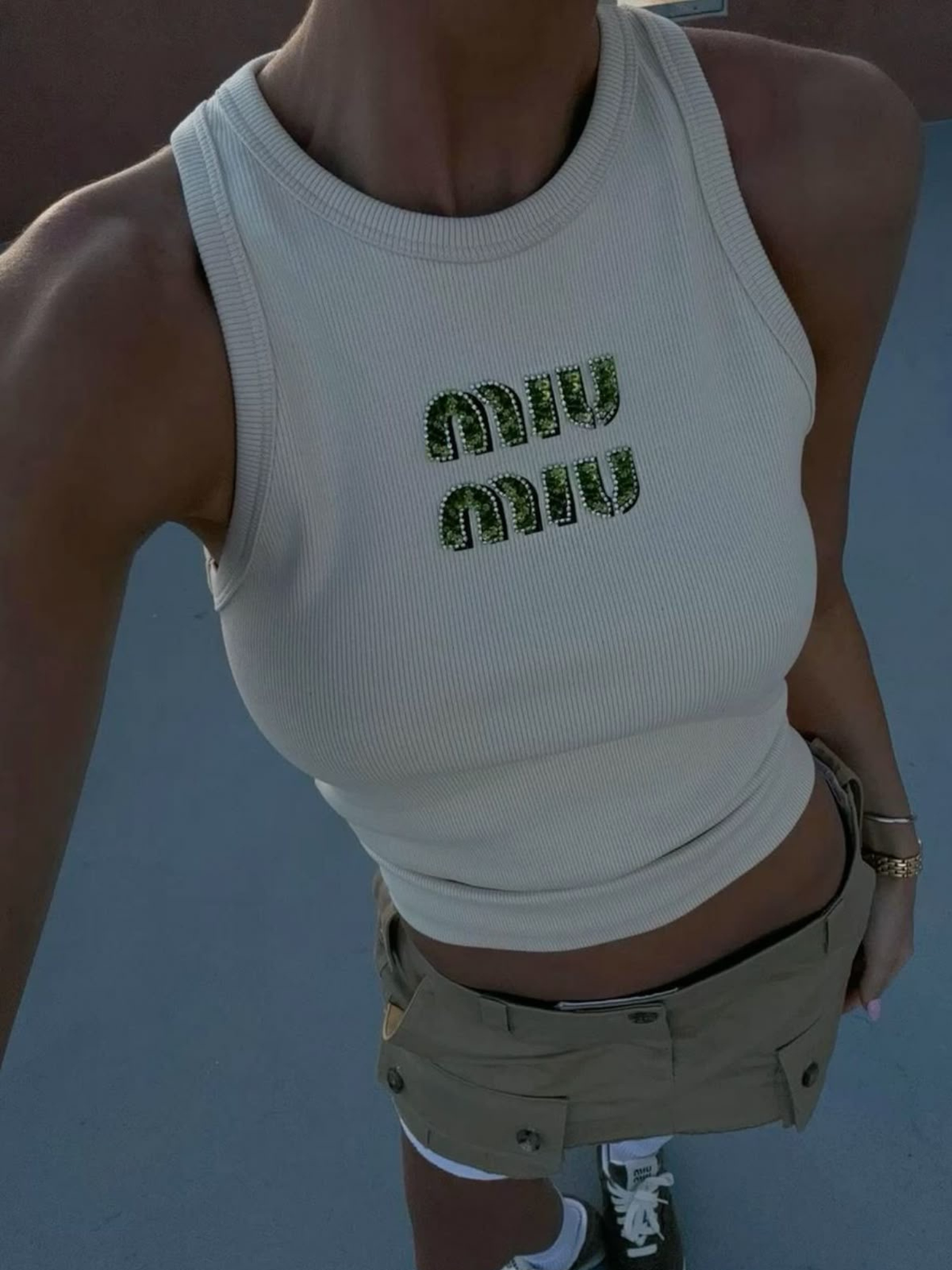 MIU - TOP